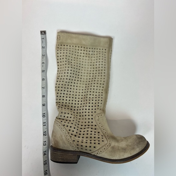Vintage 2000s Tan/Ivory Diesel Unique Preforated Cowboy Boots Size EU 37 - Picture 14 of 14